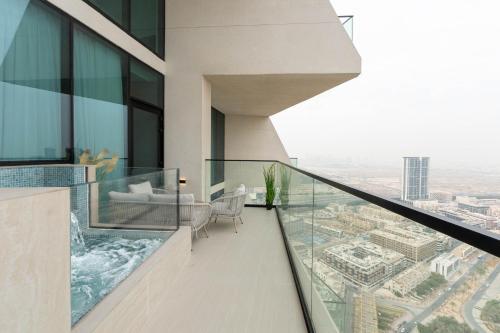 Designer Apartment 34-56 with Private Jacuzzi in JVC - Tap to explore photos