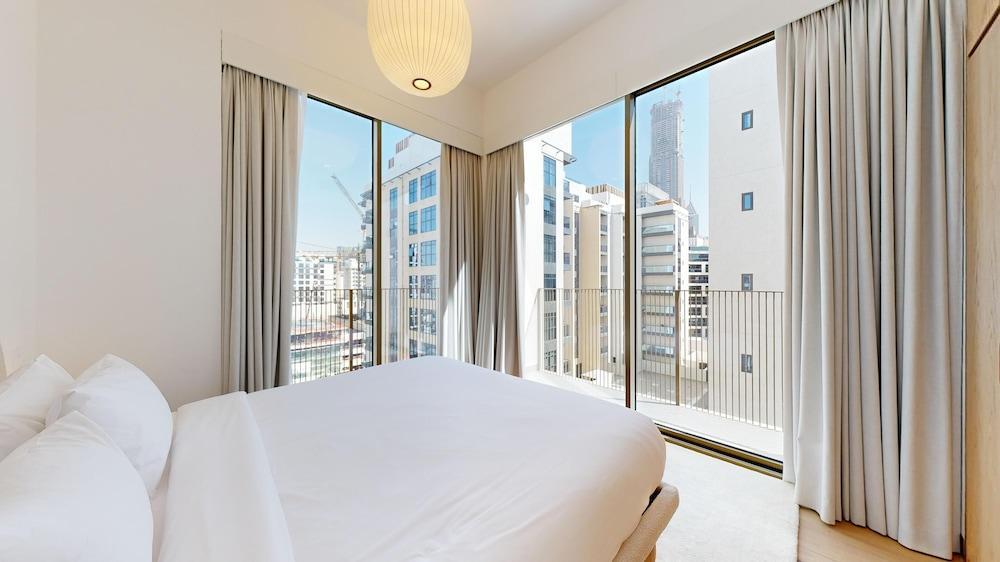 Mood Living 45 Room Type - Deluxe Studio, 1 Queen Bed, Terrace, City View
