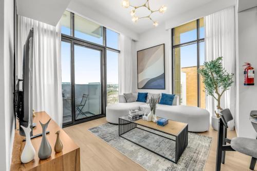 Urban Chic Apartments - Tap to explore photos