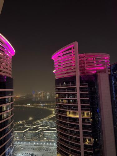 Royal Montania by DAMAC Paramount , Burj Khalifa View - Tap to explore photos