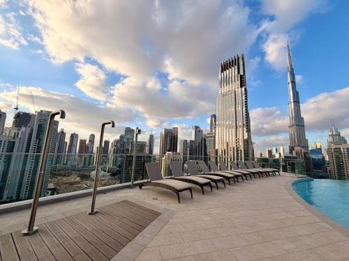 Imperial Avenue, Downtown Dubai - The Mint Stay - Tap to explore photos