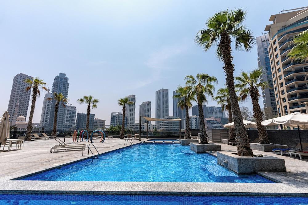 Dubaiashome - Luxury Special Stay - Tap to explore photos
