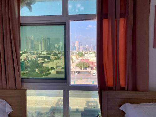 Comfortable Apartments and Studios for Rent in Dubai - Tap to explore photos