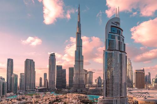 Prime Retreats @ Burj Royale By Emaar - Tap to explore photos