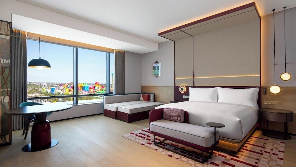 Canopy By Hilton Shanghai Belfry Plaza Room Type - KING DELUXE ROOM WITH SOFABED