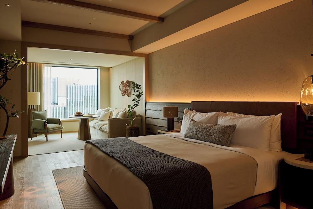 1 Hotel Tokyo - Tap to explore photos