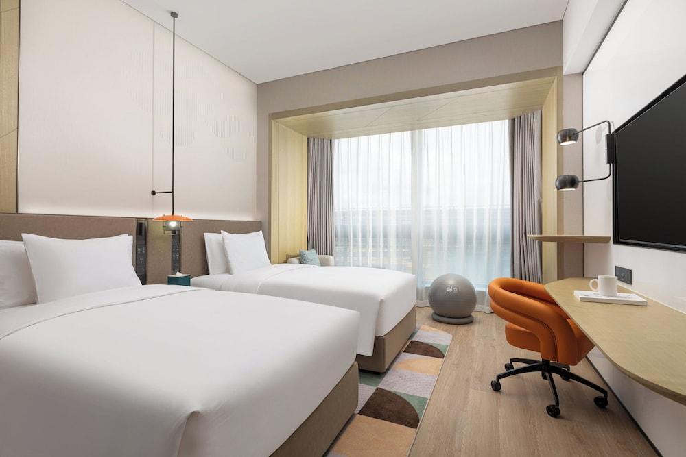 EVEN Hotel Shanghai Hongqiao CBD by IHG Room Type - Standard Room, 2 Double Beds