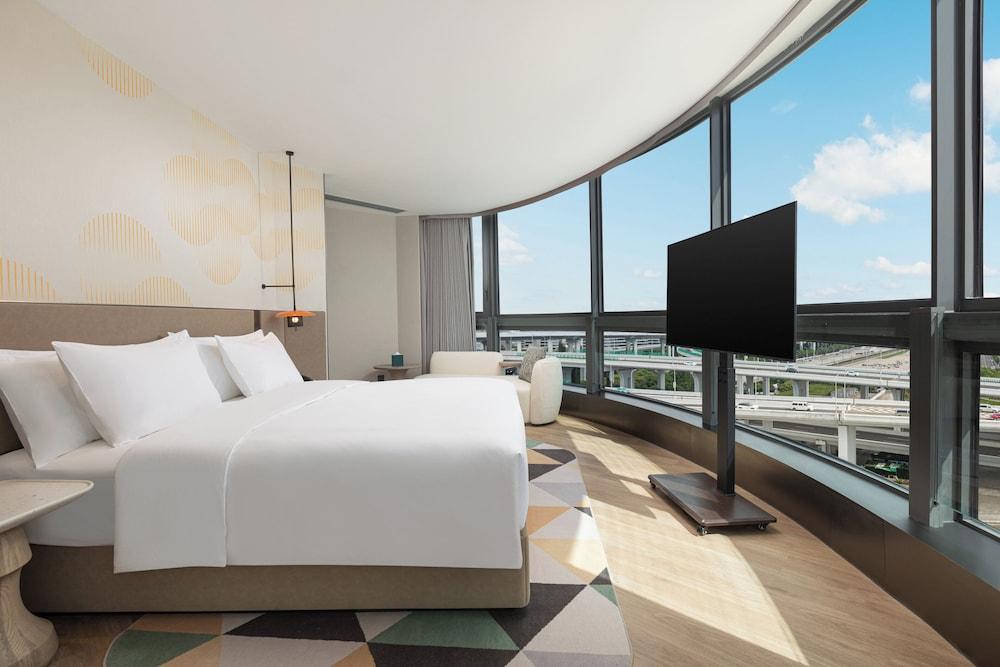 EVEN Hotel Shanghai Hongqiao CBD by IHG Room Type - Suite, 1 Bedroom, Garden View