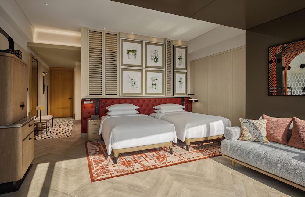 Andaz Shanghai ITC - Tap to explore photos