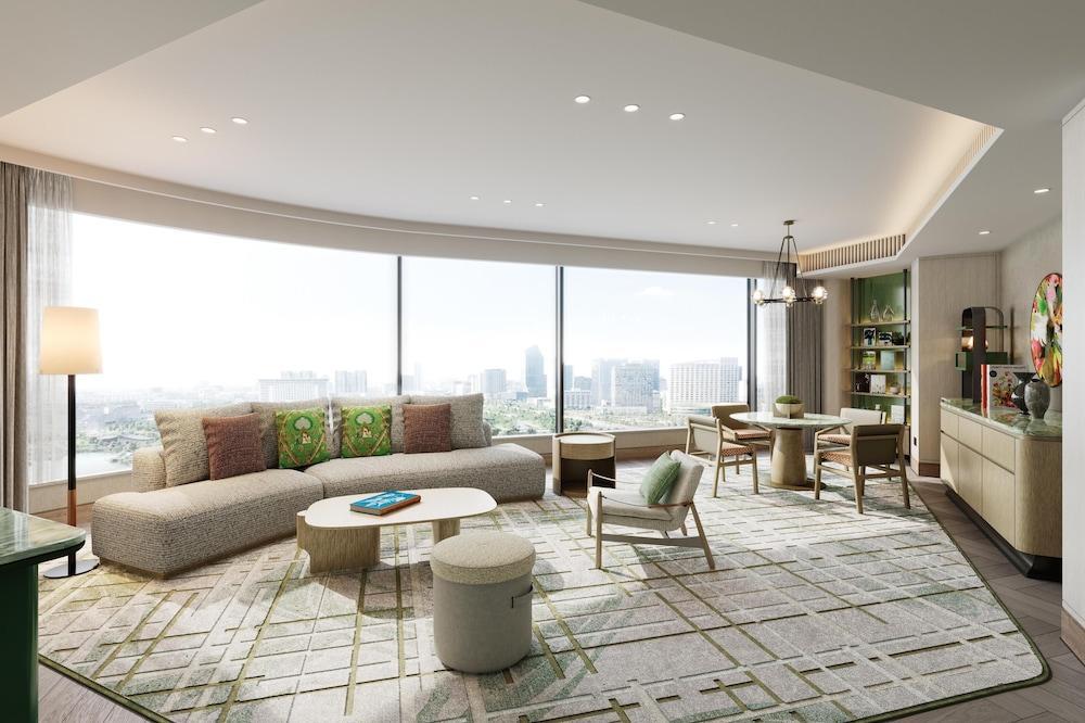 Andaz Shanghai ITC Room Type - Premier Suite, 1 King Bed