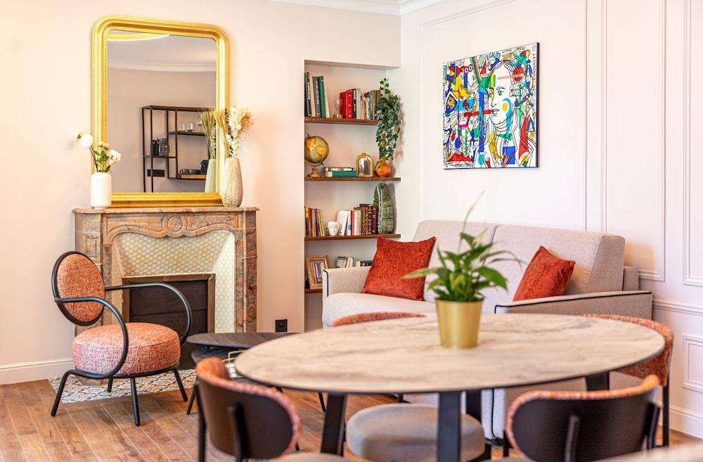 Villa SoPi Appart'Hotel by Patrick Hayat Room Type - Apartment, 1 Bedroom