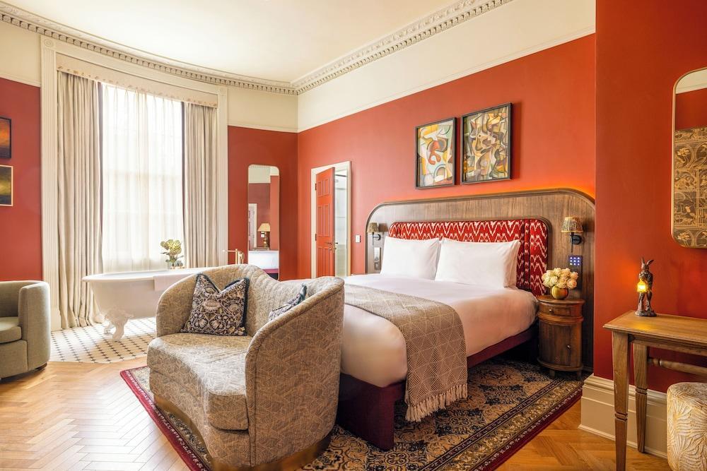 Bertrand's Townhouse