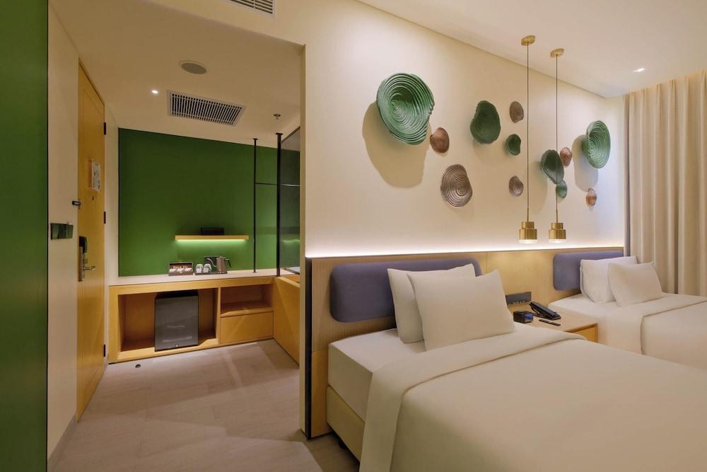 TMG Hotel Tebet Marclan Collection Room Type - Skyline Executive Twin Bed