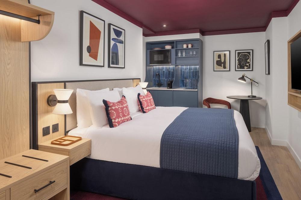 onefifty fenchurch Room Type - Studio, 1 Queen Bed
