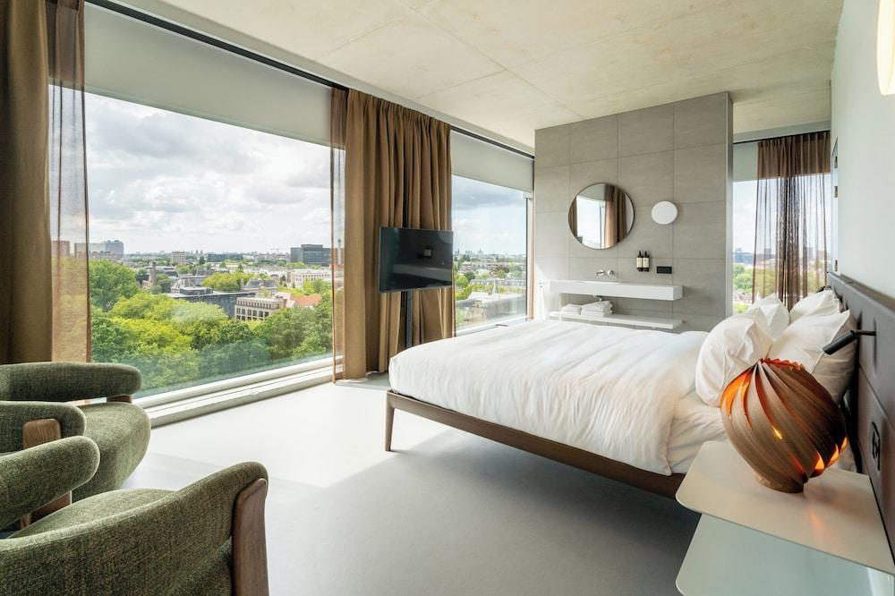 Hotel V Oosterpark Room Type - Superior with bath