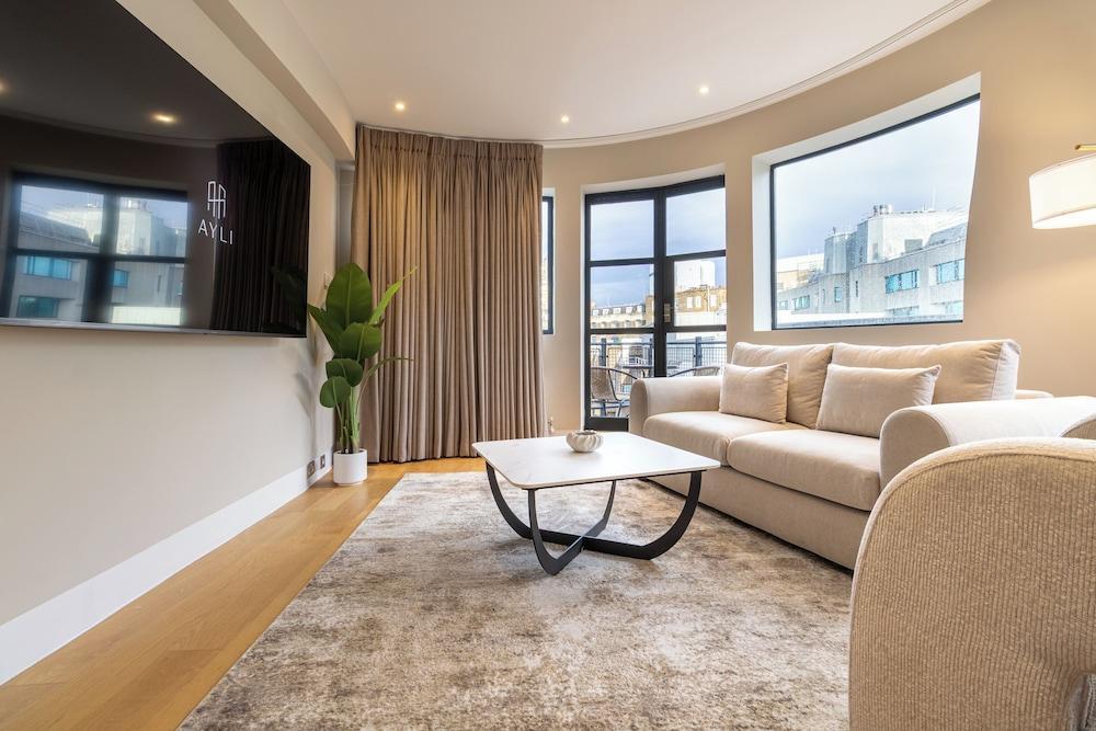 AYLI Room Type - Suite 7 - Two Bedroom Apartment with Balcony AYLI Room Type - Suite 7 - Two Bedroom Apartment with Balcony