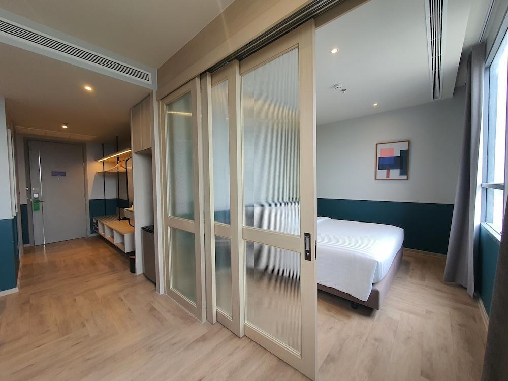 The Quarter Ramkhamhaeng by UHG Room Type - Studio Suite with Shower The Quarter Ramkhamhaeng by UHG Room Type - Studio Suite with Shower