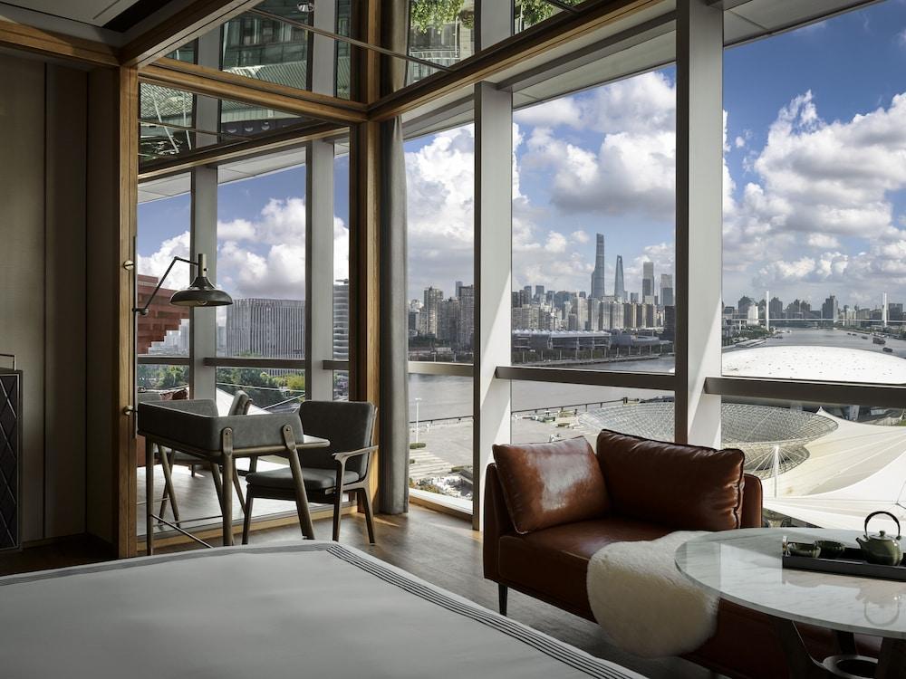 Thompson Shanghai Expo Room Type - Basic Room, 1 King Bed, River View