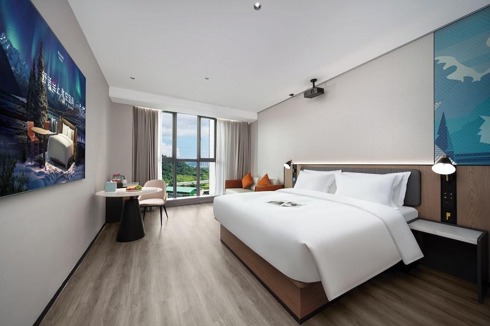 Echarm International Hotel Guangzhou Huangpu Flagship Branch Room Type - Standard Double Room, City View