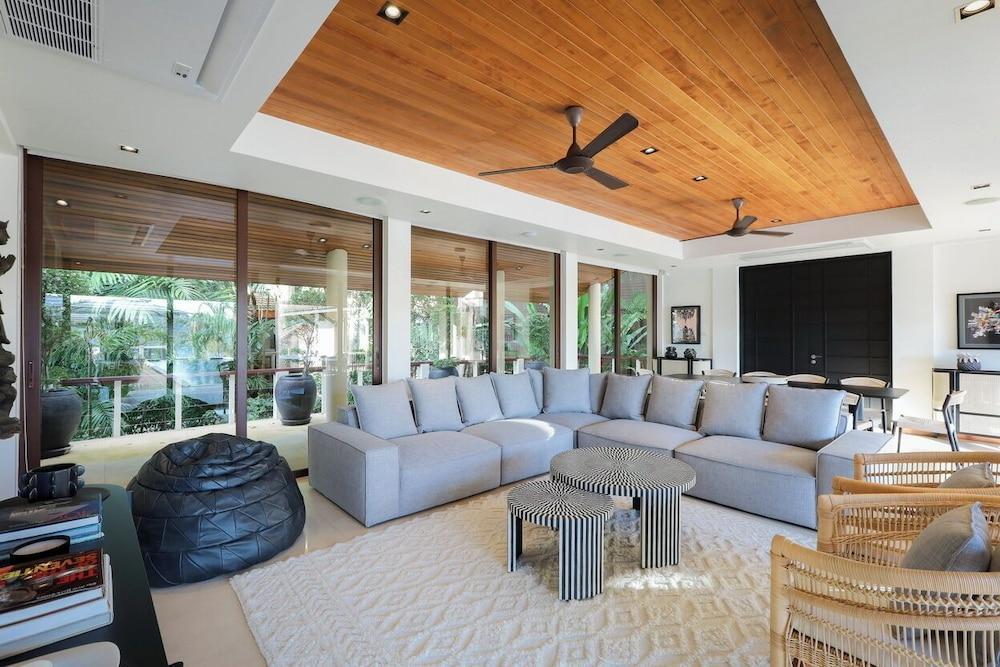 Katamanda Villa Allegra 5BR Seaview villa Kata - Tap to explore photos