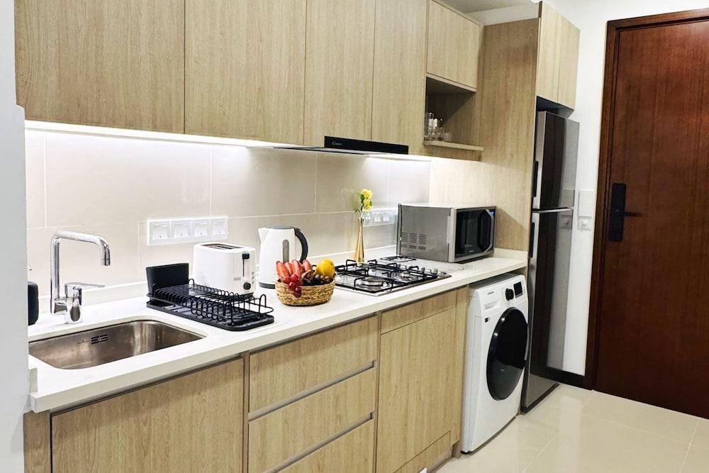 YAKA Trizen Luxury Apartments Room Type - Luxury Apartment, 1 Bedroom, City View