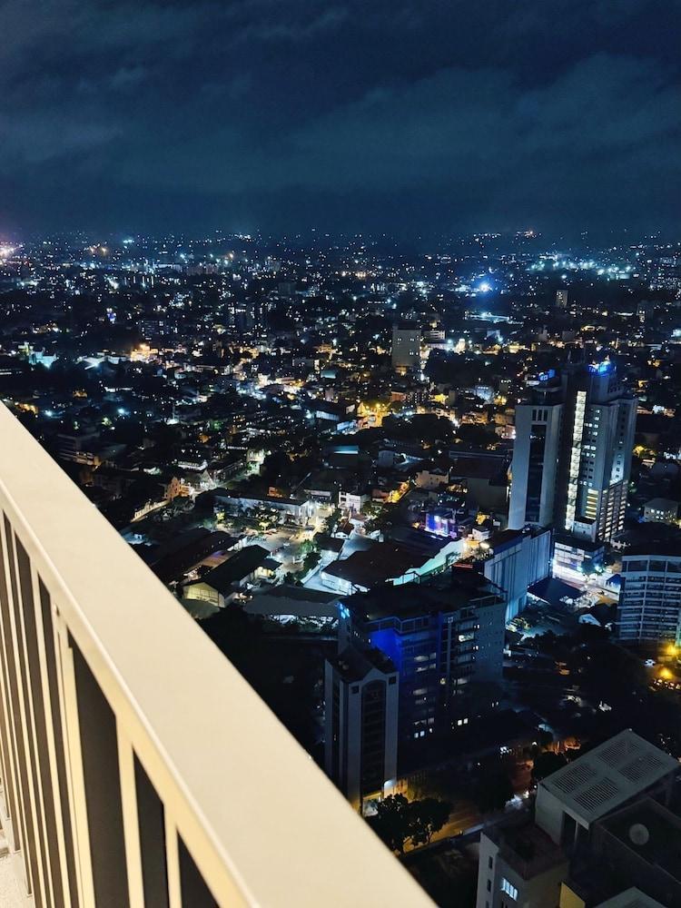 YAKA Trizen Luxury Apartments Room Type - Luxury Apartment, 2 Bedrooms, City View YAKA Trizen Luxury Apartments Room Type - Luxury Apartment, 2 Bedrooms, City View
