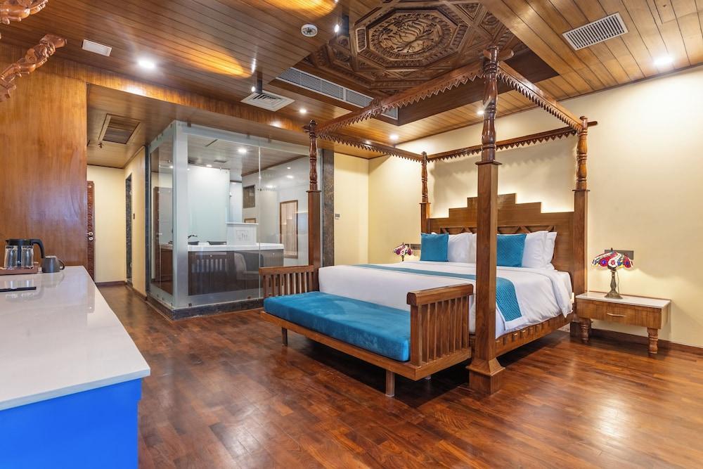 Aarya Hotel and Spa - Eternal Heritage Room Type - Presidential suite