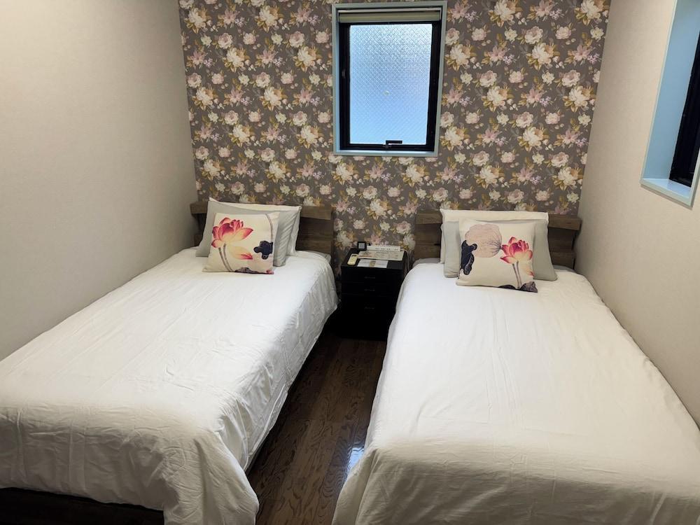 KIZEN VILLA Room Type - Comfort Suite, 2 Bedrooms, Non Smoking, Kitchen KIZEN VILLA Room Type - Comfort Suite, 2 Bedrooms, Non Smoking, Kitchen