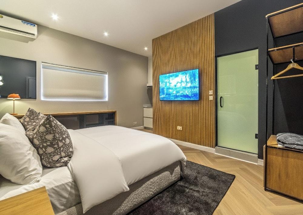 Metropolis Lekki Room Type - Business Studio