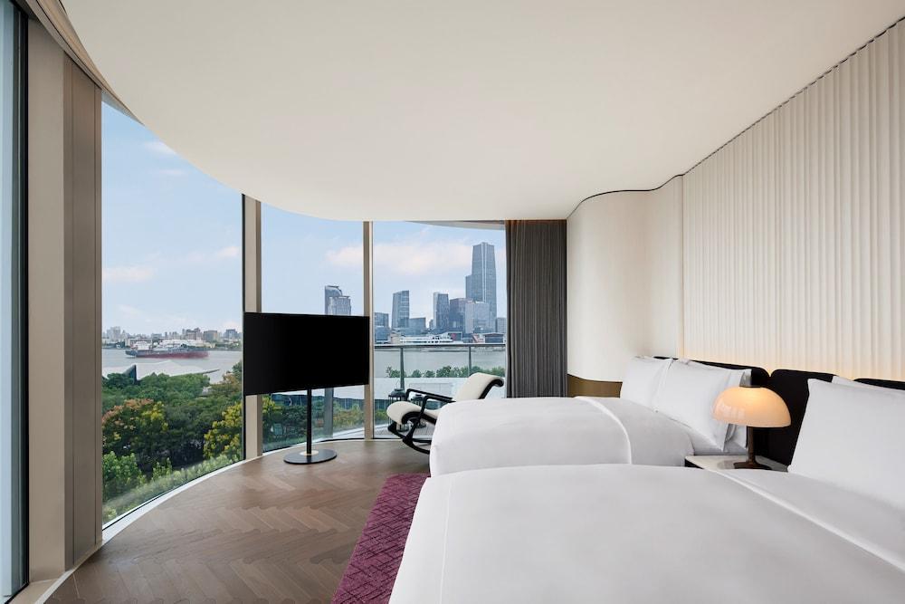 Waldorf Astoria Shanghai Qiantan Room Type - Deluxe Suite, 2 Queen Beds