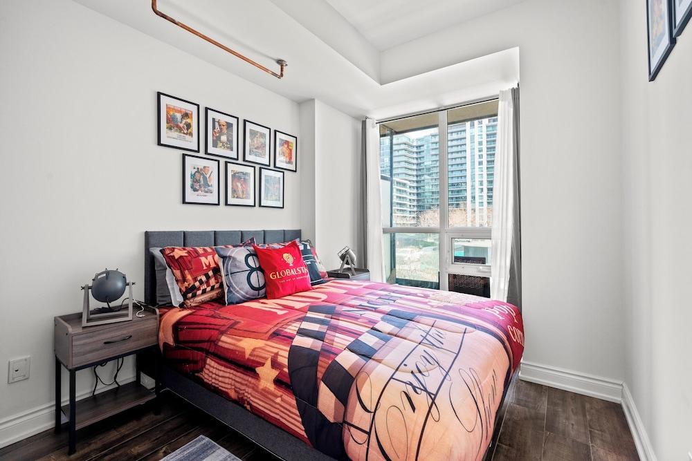 Atlantis at Waterpark City Condos in DT Room Type - Deluxe Condo, 1 Bedroom, Balcony, City View