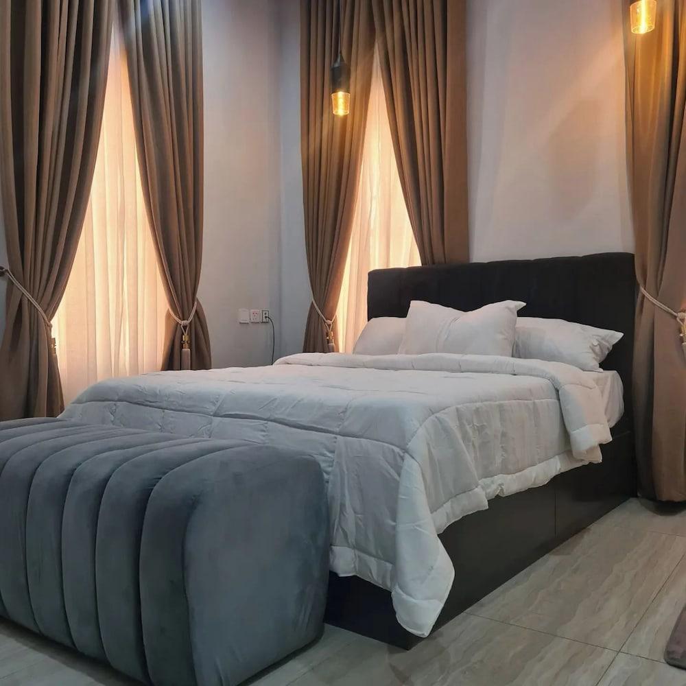 4th Manor Shortlets Room Type - Economy Apartment, Balcony, City View 4th Manor Shortlets Room Type - Economy Apartment, Balcony, City View