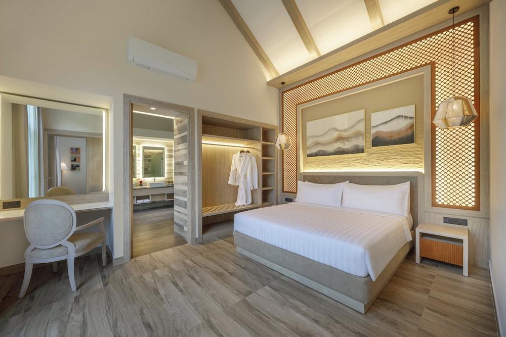 Himalayan Hideaway Resort Pokhara, The Centara Collection Room Type - One-Bedroom Villa