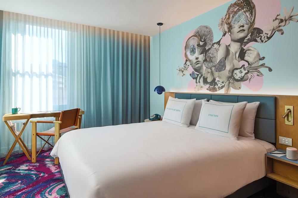 25hours Hotel Sydney The Olympia Room Type - Room, 1 Queen Bed (Medium)