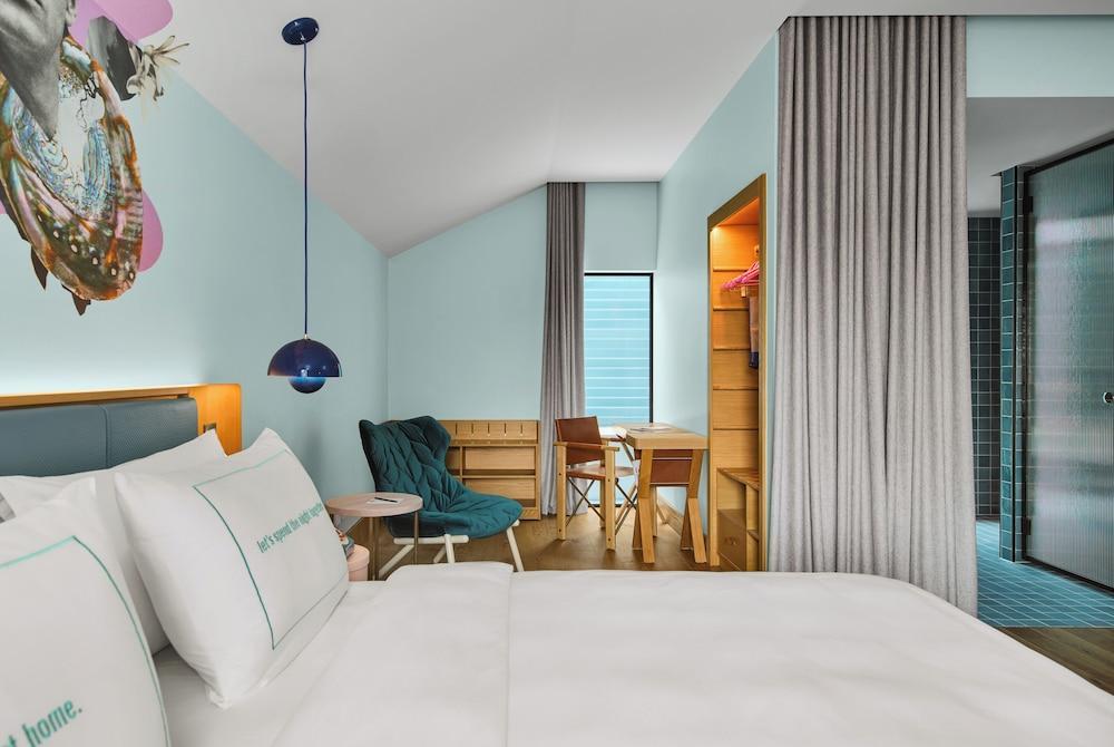 25hours Hotel Sydney The Olympia Room Type - Studio (Gigantic)