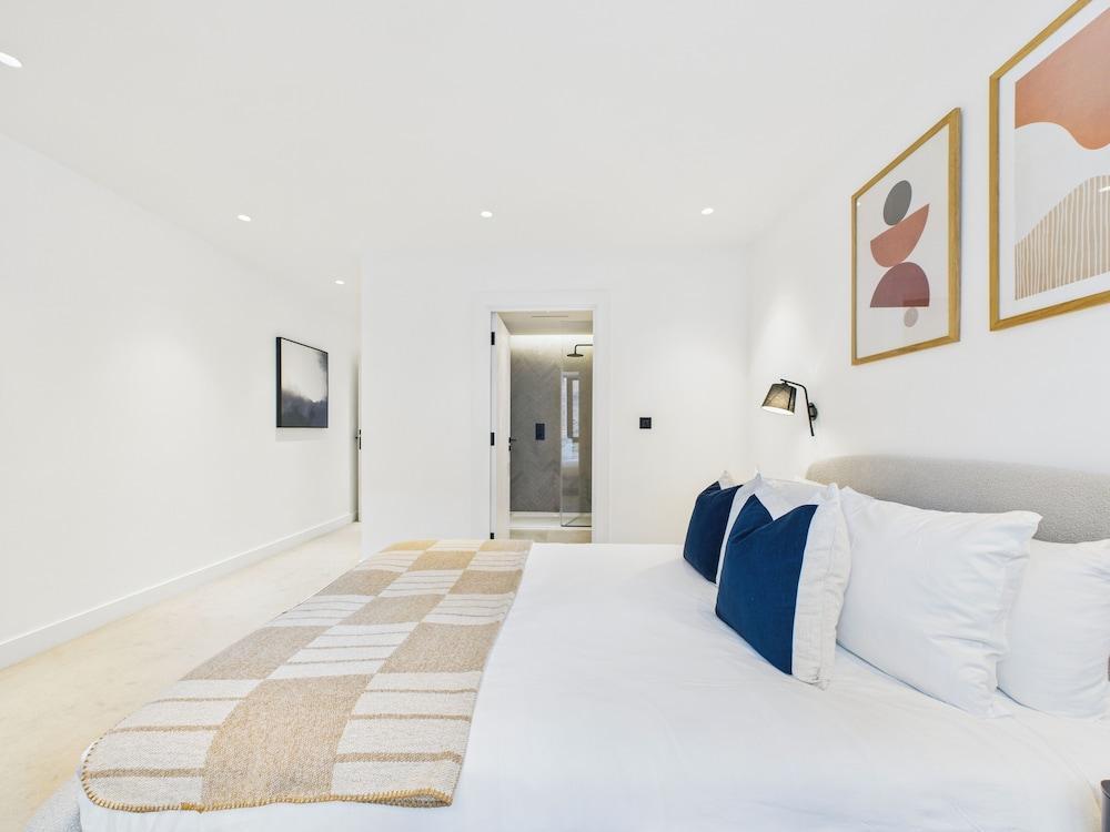 Be London - Borough Market Residences - Tap to explore photos