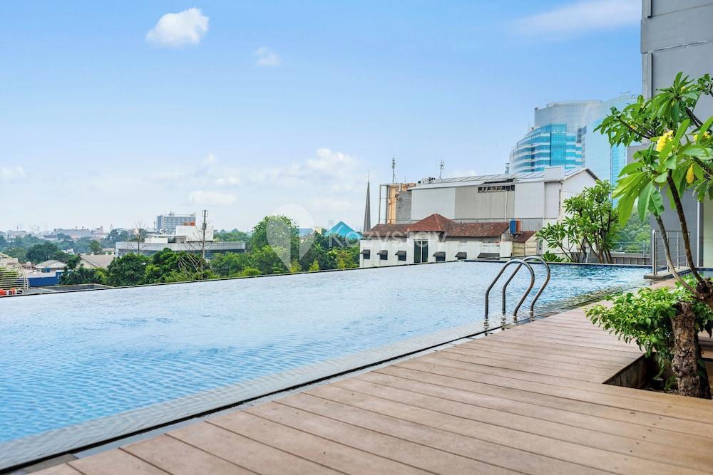 Suvin by Kozystay - Pondok Indah - Tap to explore photos