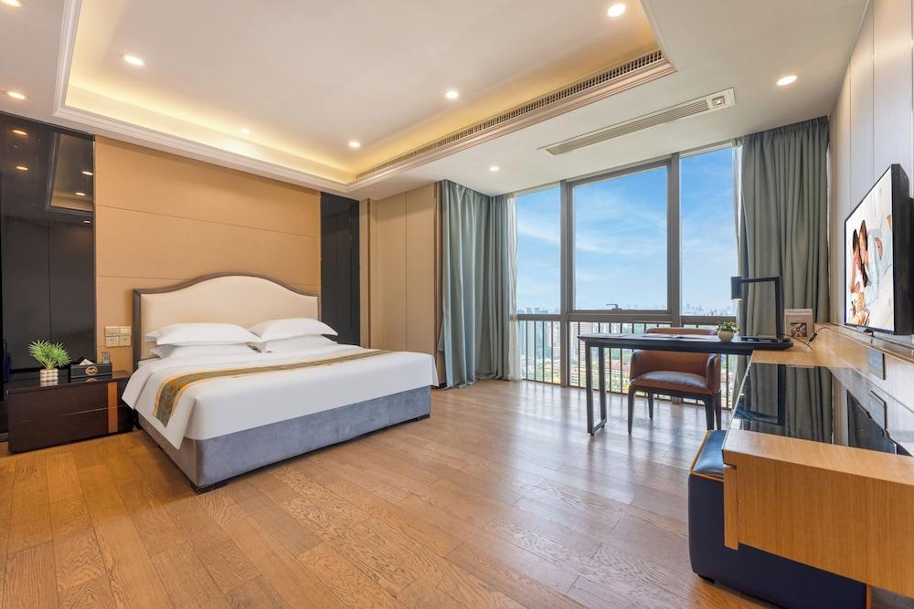 JunHome International Apartment - Tap to explore photos