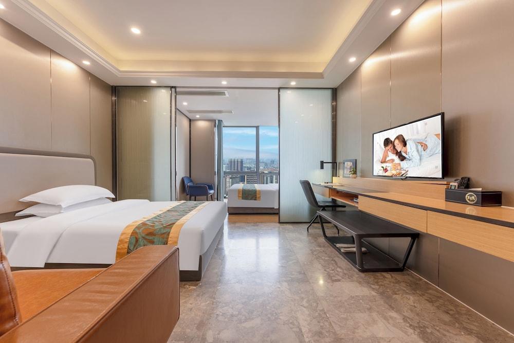 JunHome International Apartment Room Type - Superior Twin Room, 2 Double Beds, City View