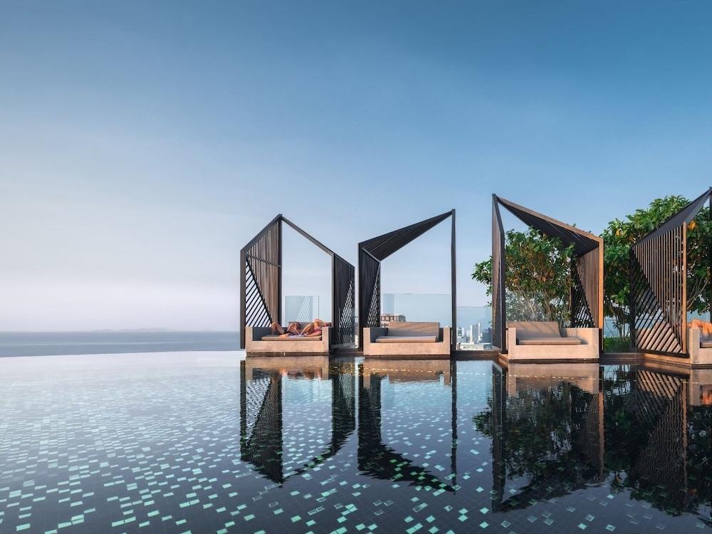 Edge Central Pattaya by PH - Tap to explore photos