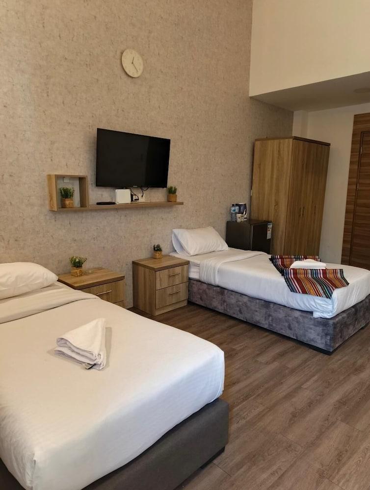 Gate inn hotel Room Type - Comfort Triple Room