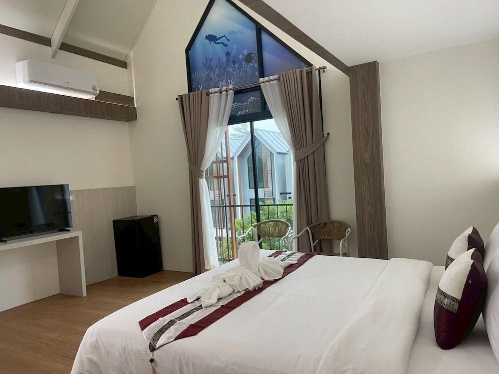 Salty Sand Krabi Hotel Room Type - Deluxe Room, Courtyard View