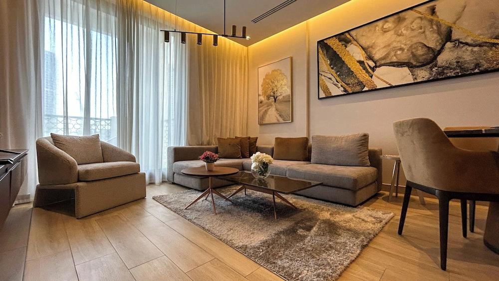 Cozy 1BR in Haven Residences by Bespoke - Tap to explore photos