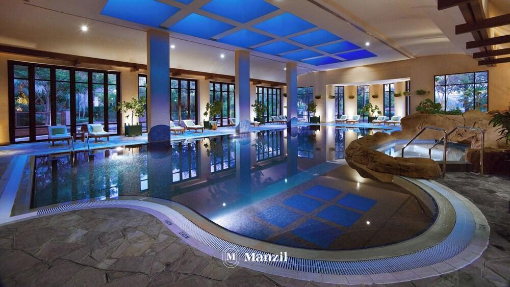 Manzil 3BR with pool near Dubai Frame - Tap to explore photos