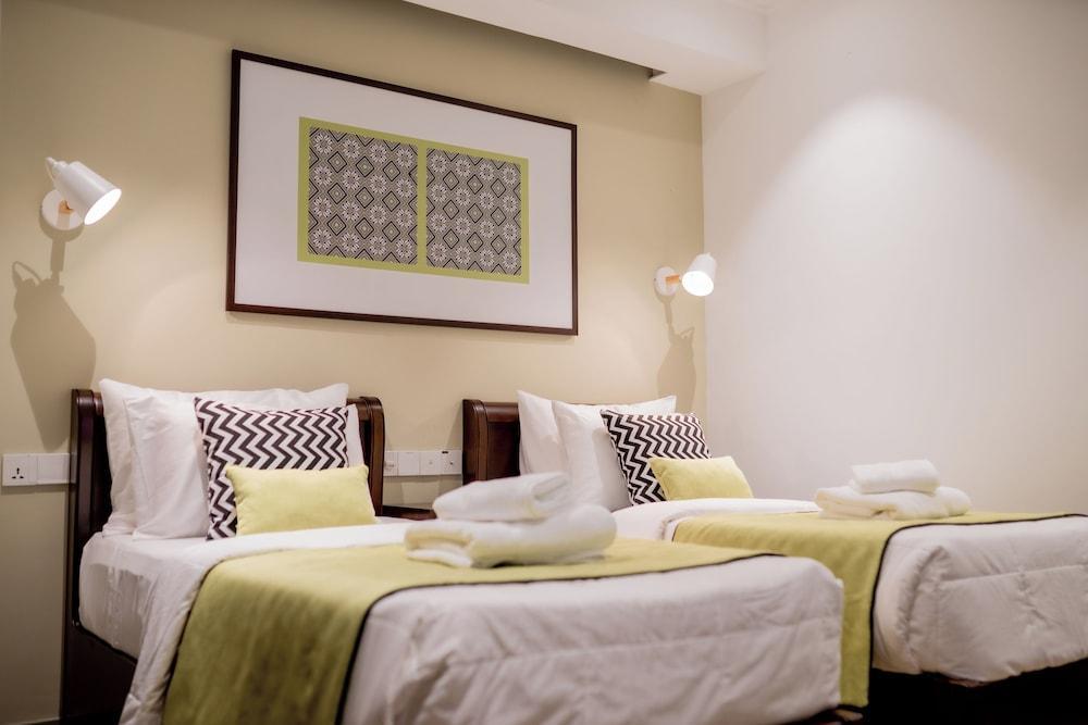 Alankara Retreats Colombo 07 Room Type - Standard Twin Room