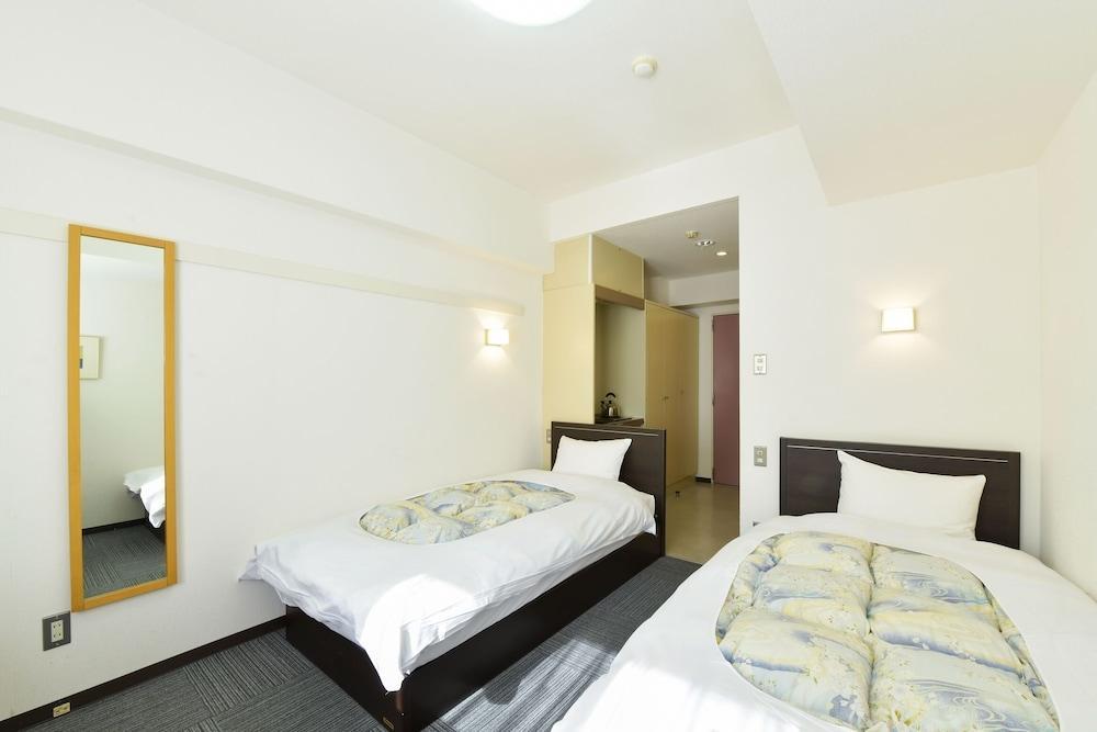 Refre Forum Room Type - Basic Twin Room, Non Smoking, Kitchen