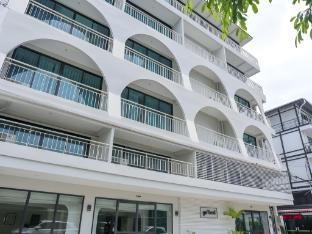 Go2bed Pattaya - Tap to explore photos