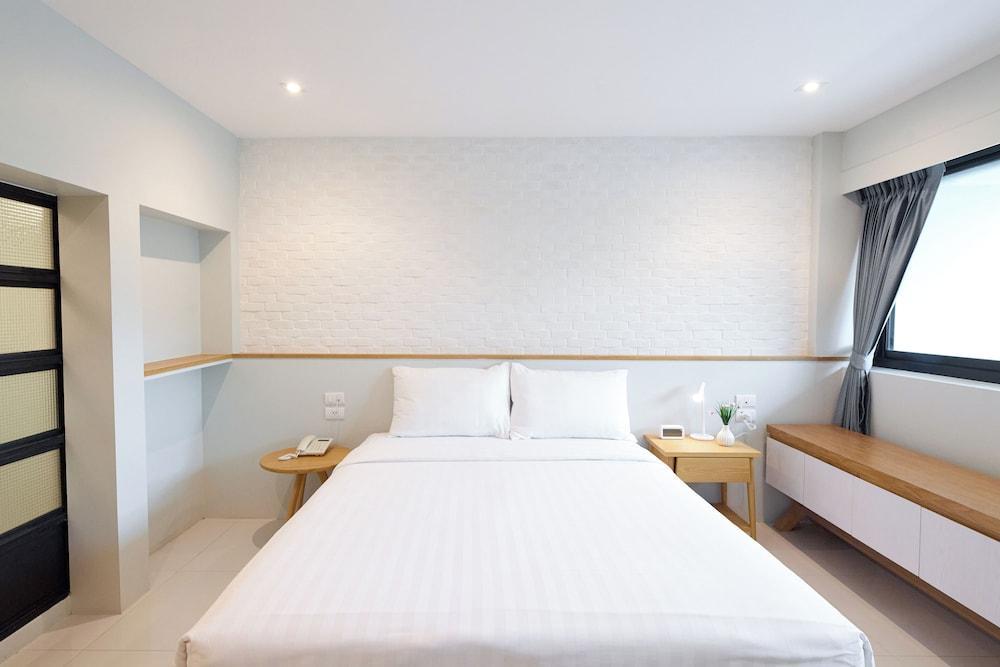 Go2bed Pattaya Room Type - Deluxe Single Room
