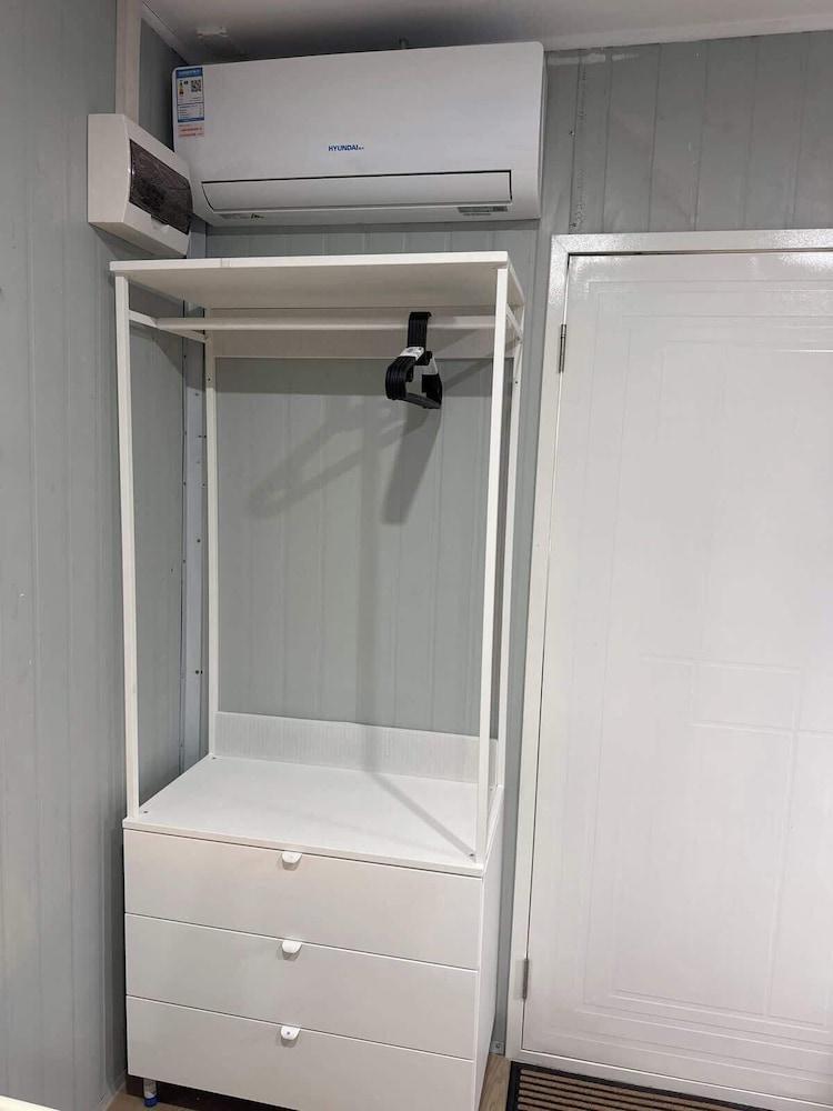 Metawisebnb 1B Next to Monash w AC Wifi Kitchen - Tap to explore photos