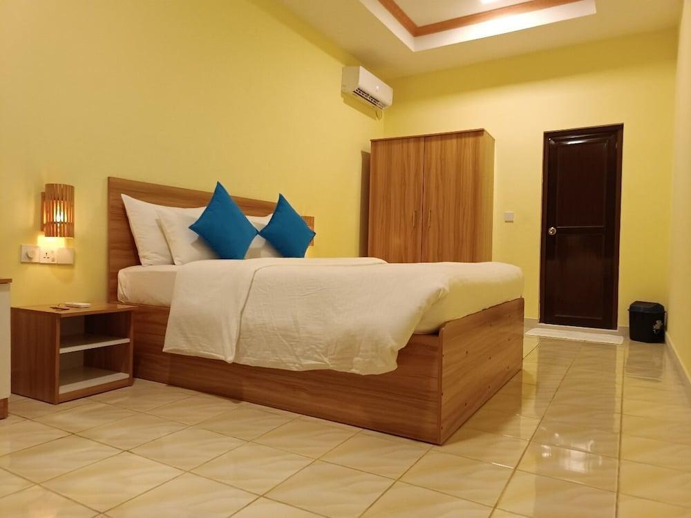 Moro Fohdhoo Room Type - Family Quadruple Room, Garden View